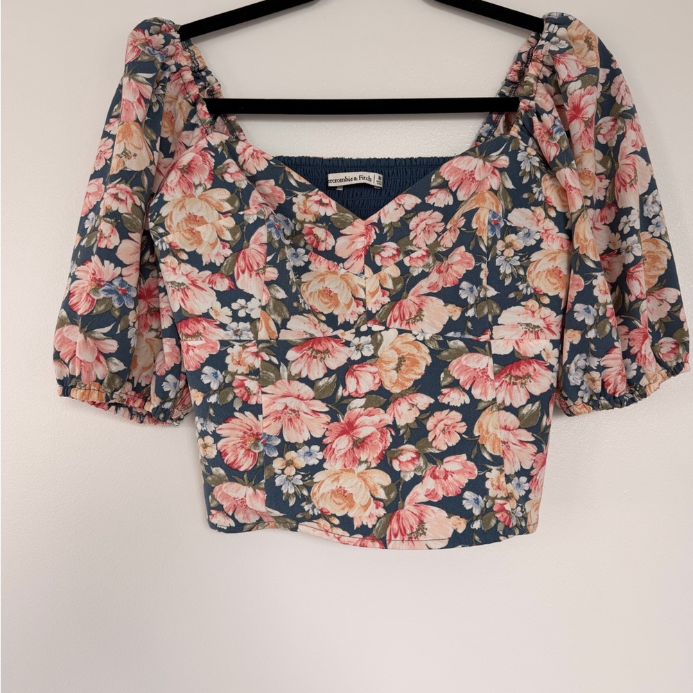 Abercrombie & Fitch Navy Floral Puff-Sleeve Crop Top